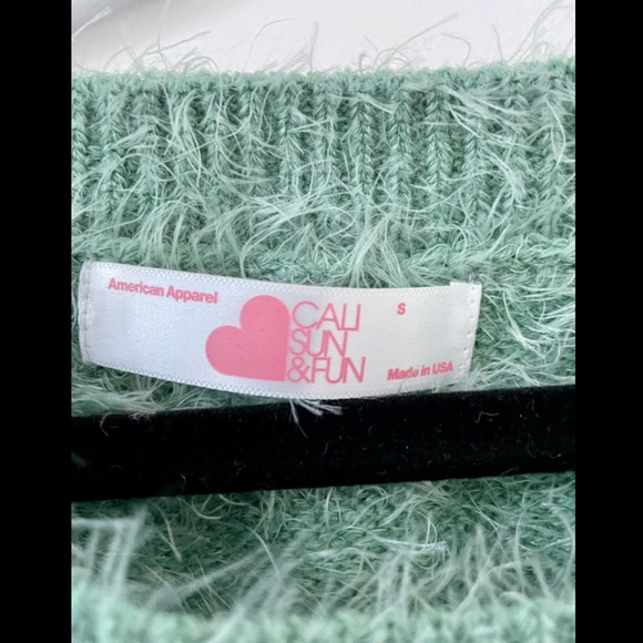 American Apparel SMALL FUZZY Crop Seafoam Green Long Sleeve Shirt - Picture 2 of 2